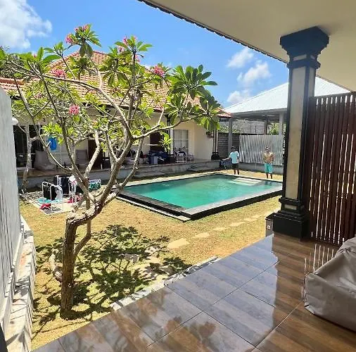 Lotide Surf Camp